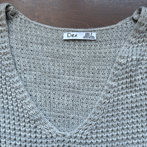 Dex Sweater - Picture 2 of 4